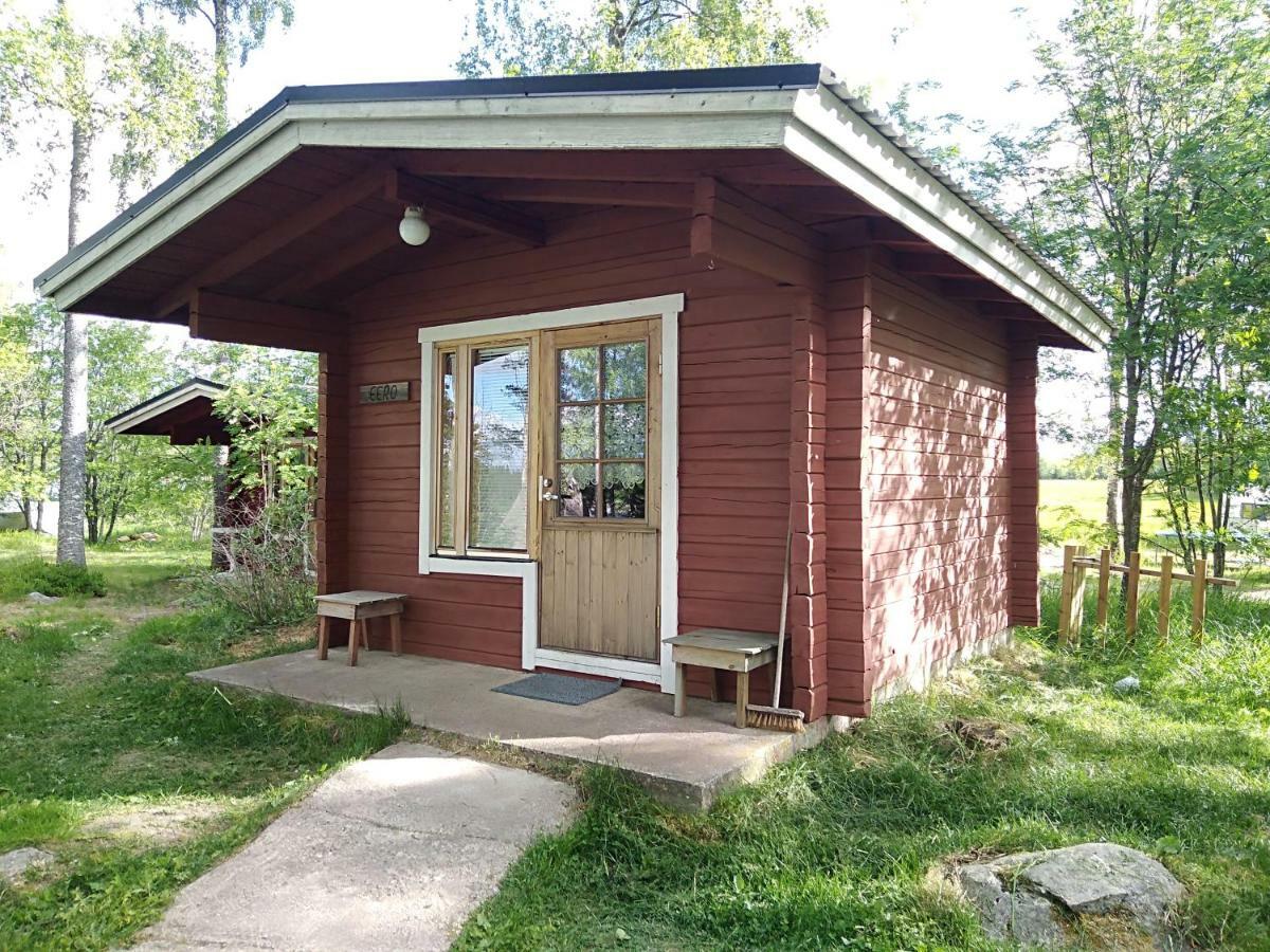 Pirttiniemen Lomakylae Hotel Muurasjärvi Екстериор снимка