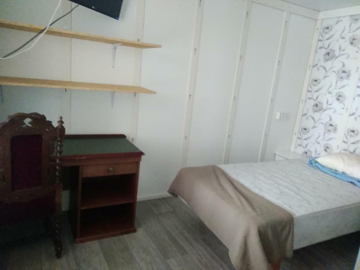 Pirttiniemen Lomakylae Hotel Muurasjärvi Екстериор снимка